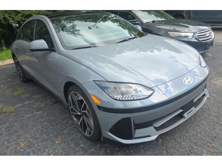 hyundai ioniq 6 2023 KMHM54AC5PA030632 image hyundai ioniq 6 2023 KMHM54AC5PA030632 image